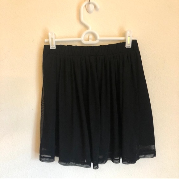 LA Hearts Pacsun mesh overlay skater skirt - Picture 2 of 3